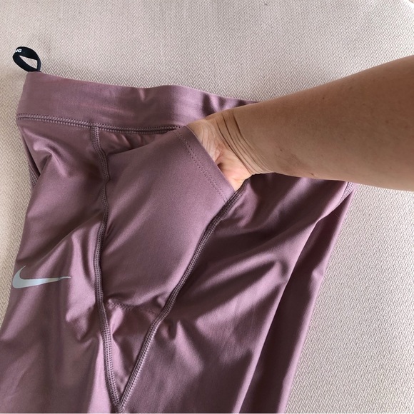 Nike Dri-Fit Workout Dusty Rose Drawstring Side Pockets Capri Leggings XS - Picture 4 of 14